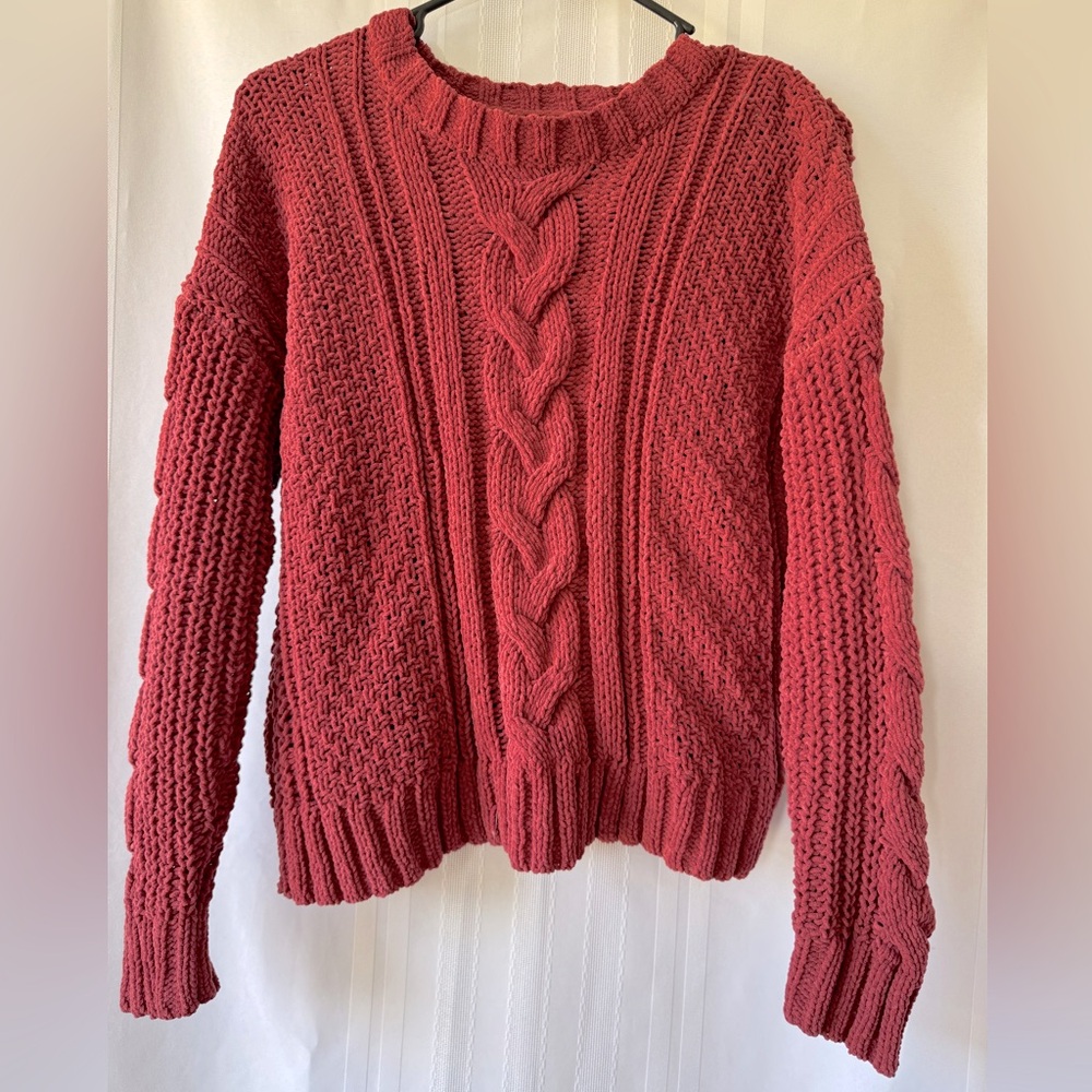 Aeropostale Red Chunky Cable Knit Holiday Christmas Sweater Size Small EUC